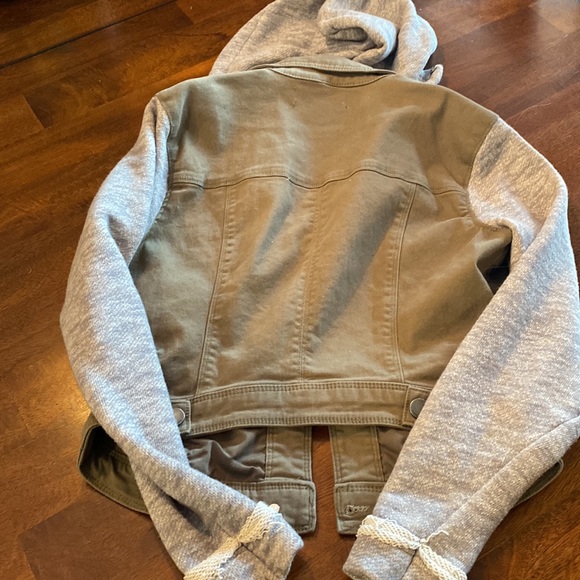 Cropped jacket - Picture 4 of 4